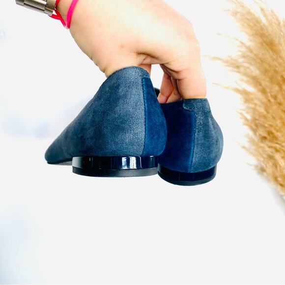 NEW DONALD J PLINER Two Tone Navy Blue Silver Metallic Pointy Toe Flats Shoes 7 - Picture 8 of 10